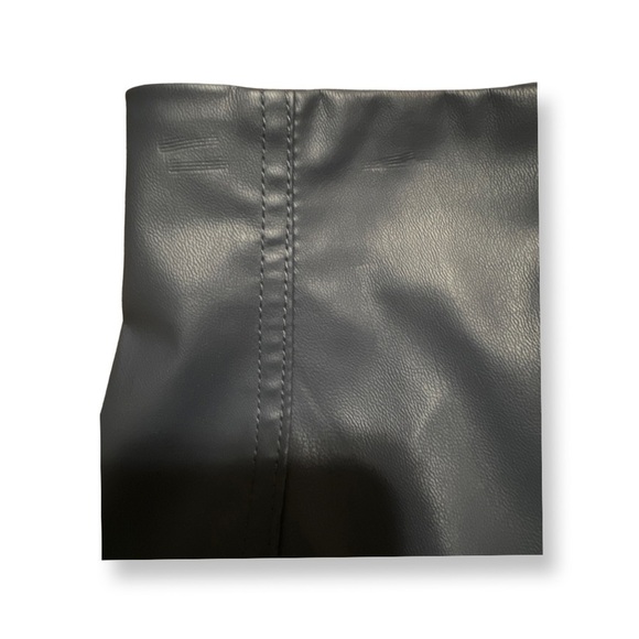 H&M faux leather skirt grey gray US Size 4 - Picture 4 of 9